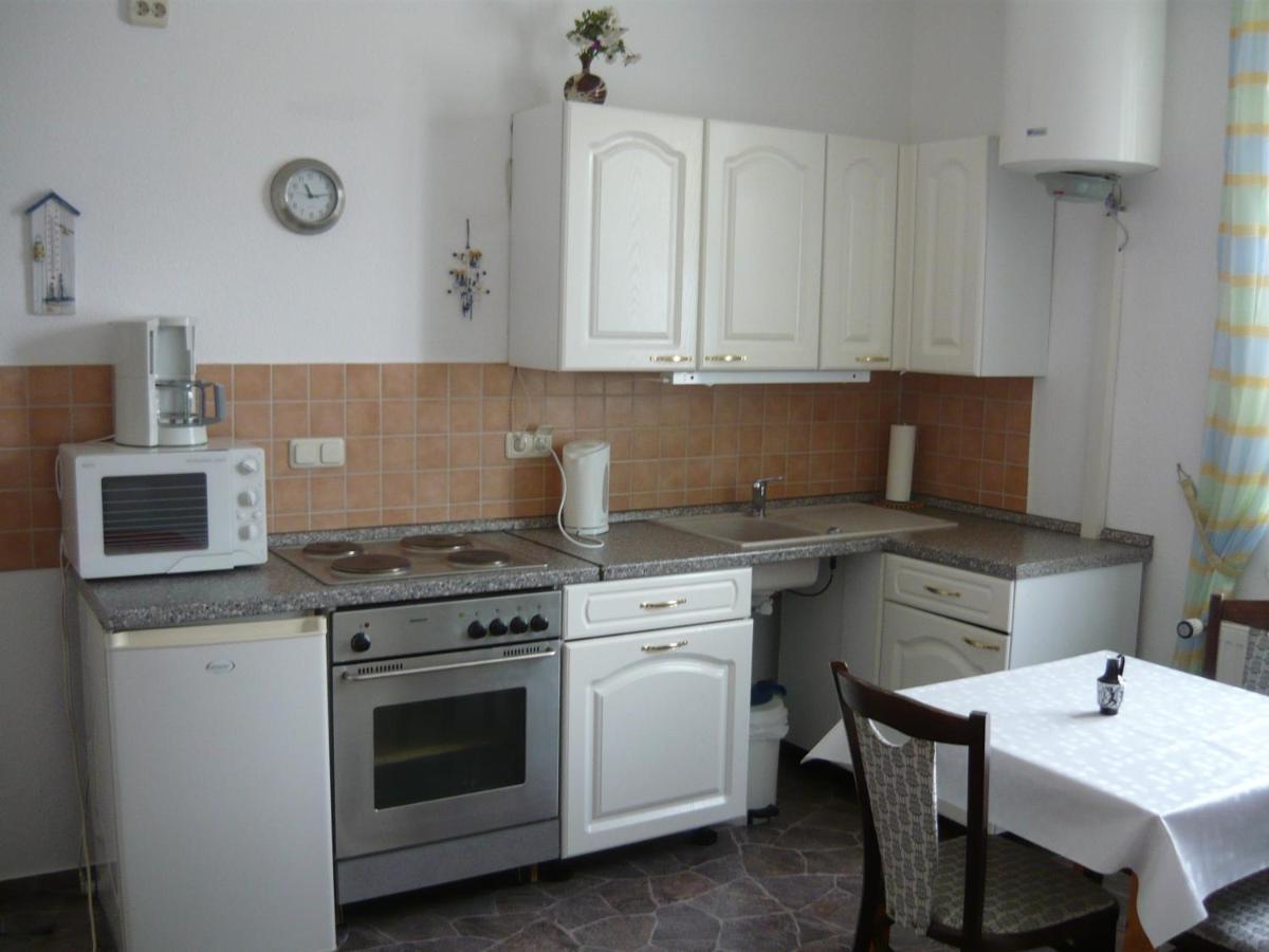 Uns Luett Wohnung Nossentiner Huette Exterior foto