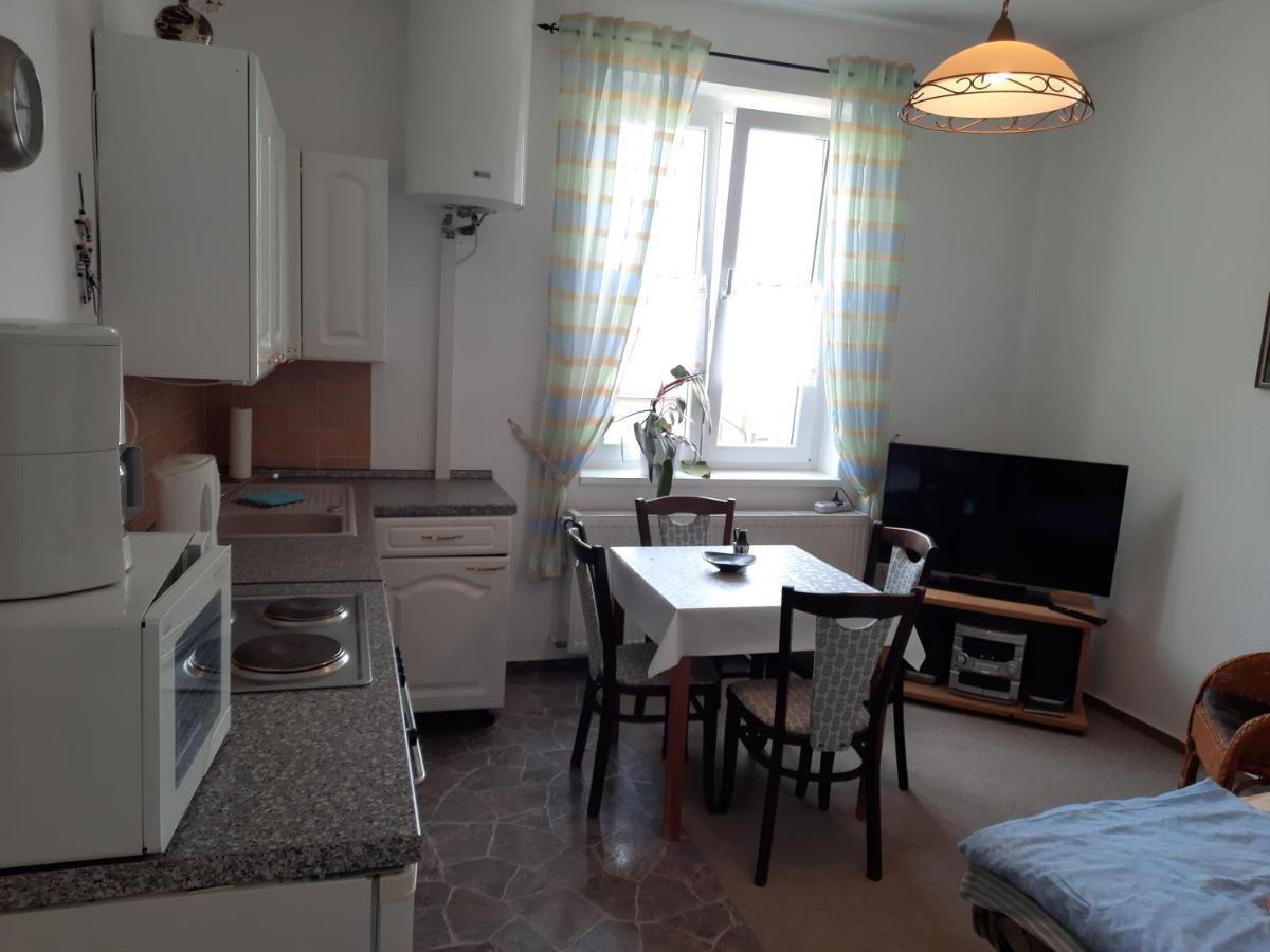 Uns Luett Wohnung Nossentiner Huette Exterior foto